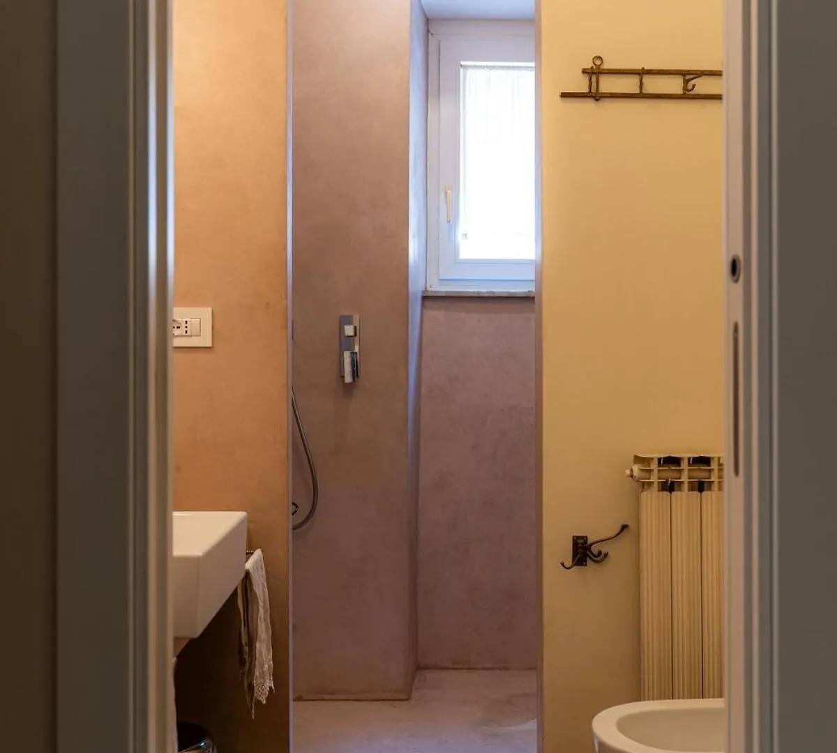 Vatican Deluxe Apartment - Borgo Stays Rome